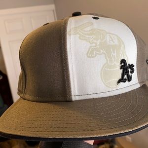 New Era 59Fifty - Oakland A’s Fitted Cap - Size 7 1/2